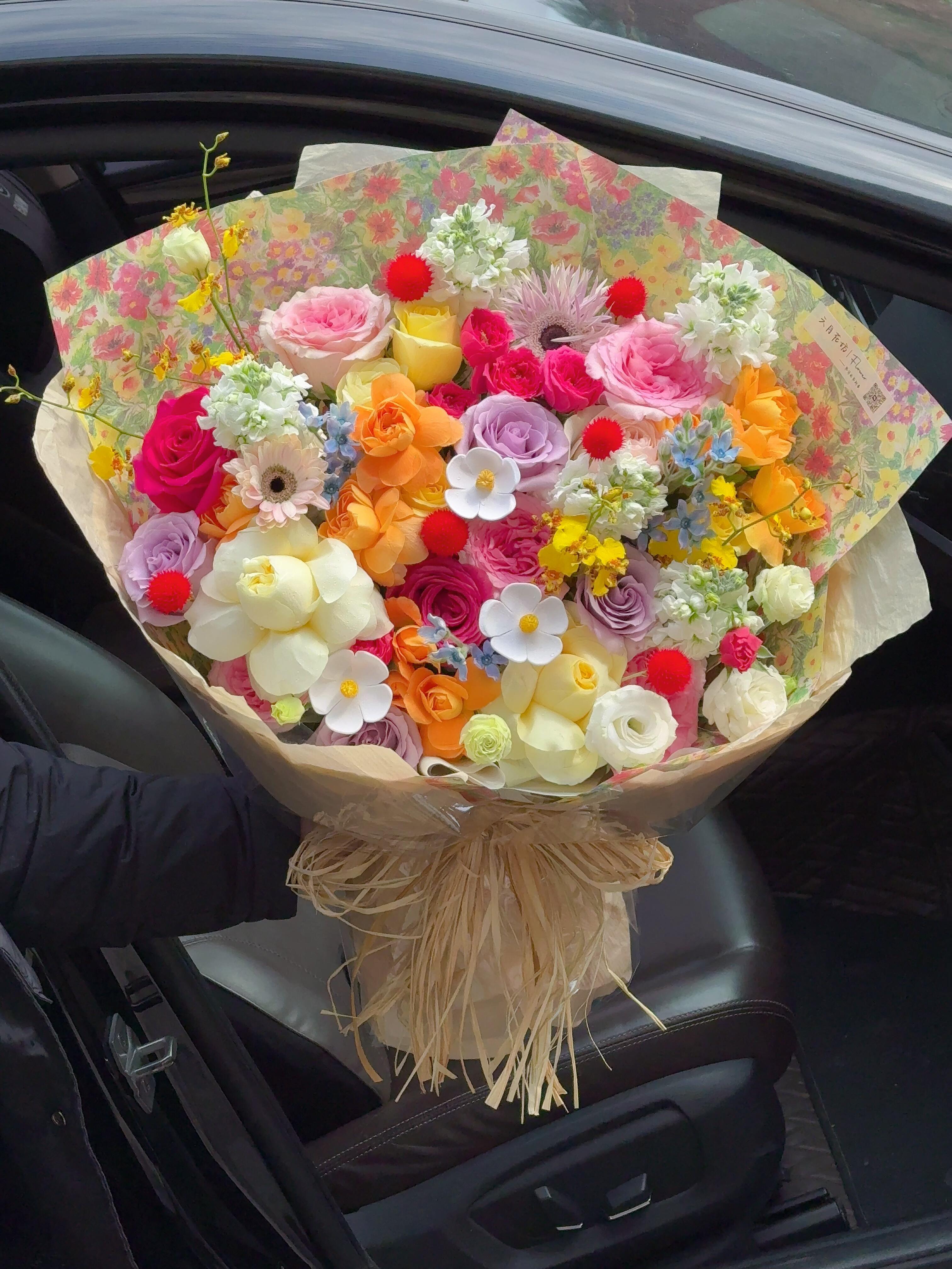 油画晕染的多巴胺浪漫🌸 浓墨重彩间🎨 每 配图3