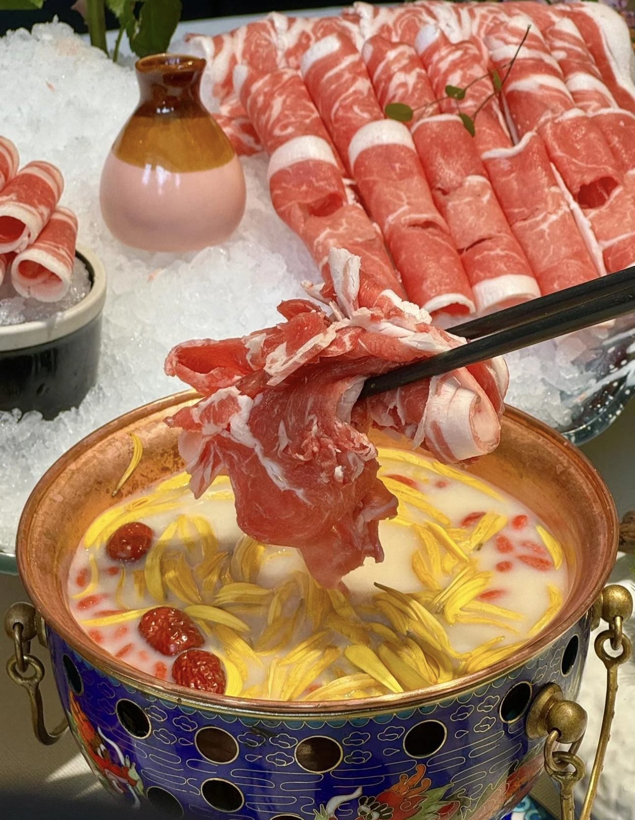 在厦天的这个特别的日子里，来一场菊花火锅 配图3