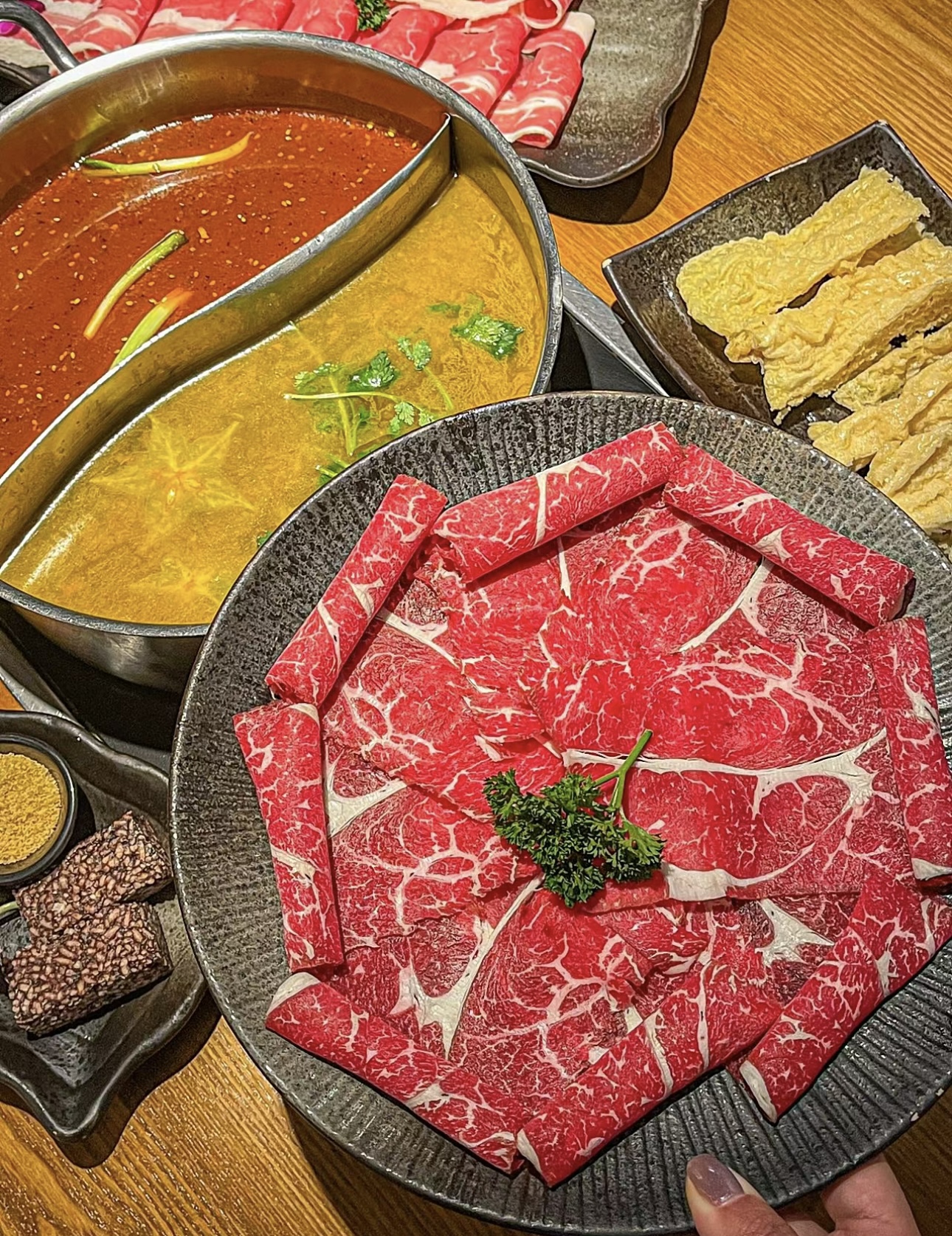 台式火锅的热情，如同台湾的夏日阳光，炽热 配图2