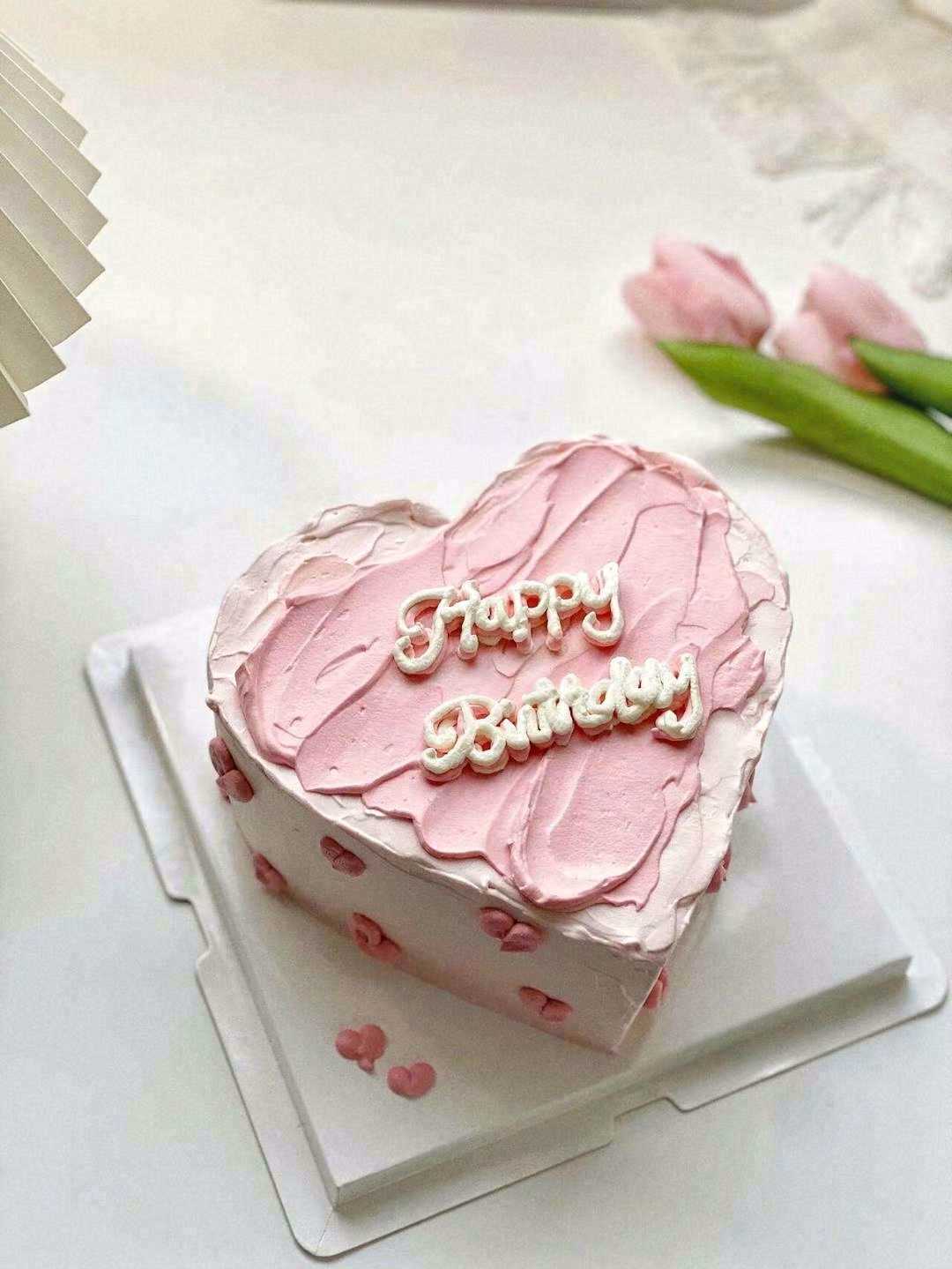 与你有关,皆是浪漫💕 告白爱心❤渐变蛋糕 配图1