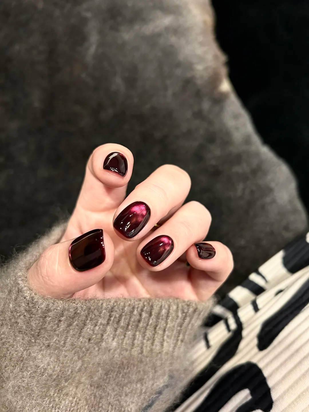 午夜盛放的玫瑰🌹 #今日美甲