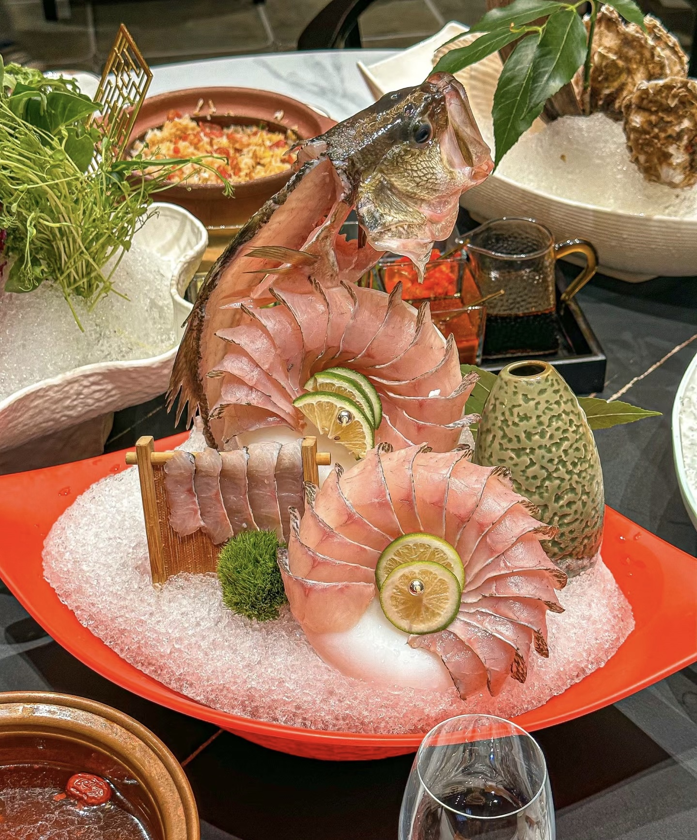 快来邂逅豆捞火锅！精致的食材在鲜美的汤底 配图2