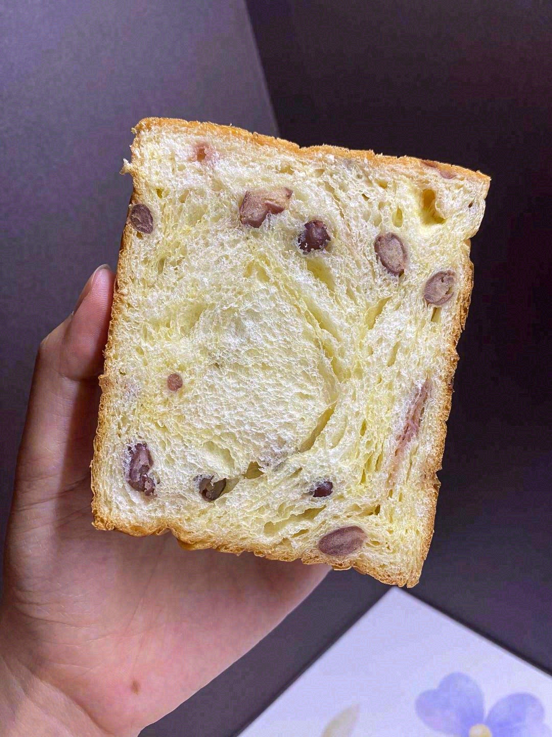 🌟金黄的外面，内部组织柔软🍞 一口咬下去 配图2
