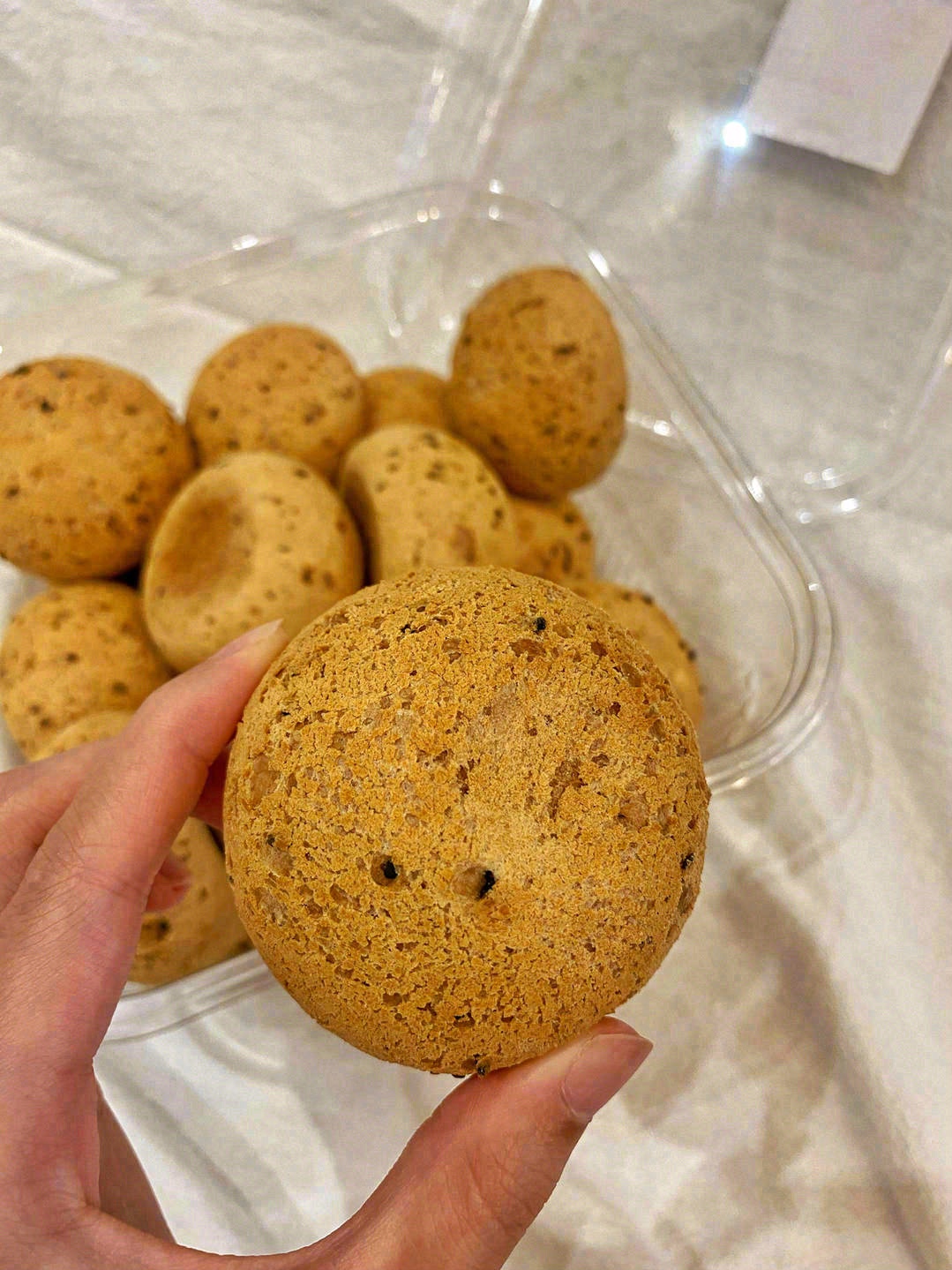 第一口吃下去表皮硬硬的夹带着奶香味🍼🍼和 配图1