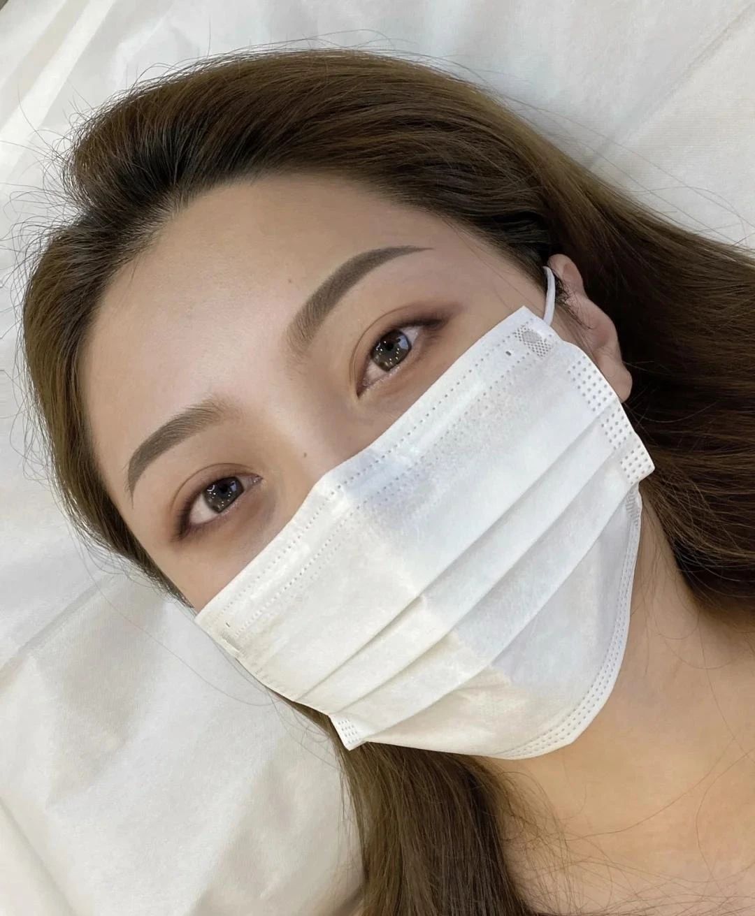 美女的“素颜”😽 可以缺少腮红和眼影 唯