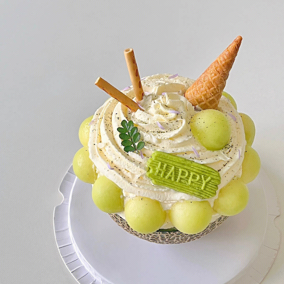 🍈清新可口的玫珑蜜瓜搭配绵软蛋糕胚🍰，和 配图2