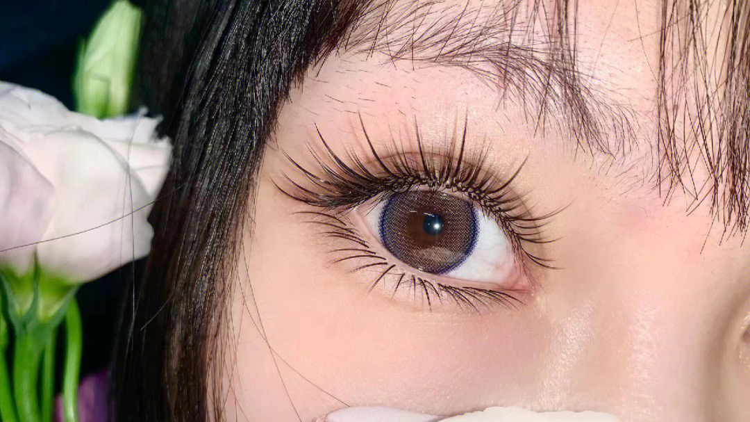 ✧˖꒰ ๑'◡'๑ ꒱˖✧ 盈盈秋水的眸