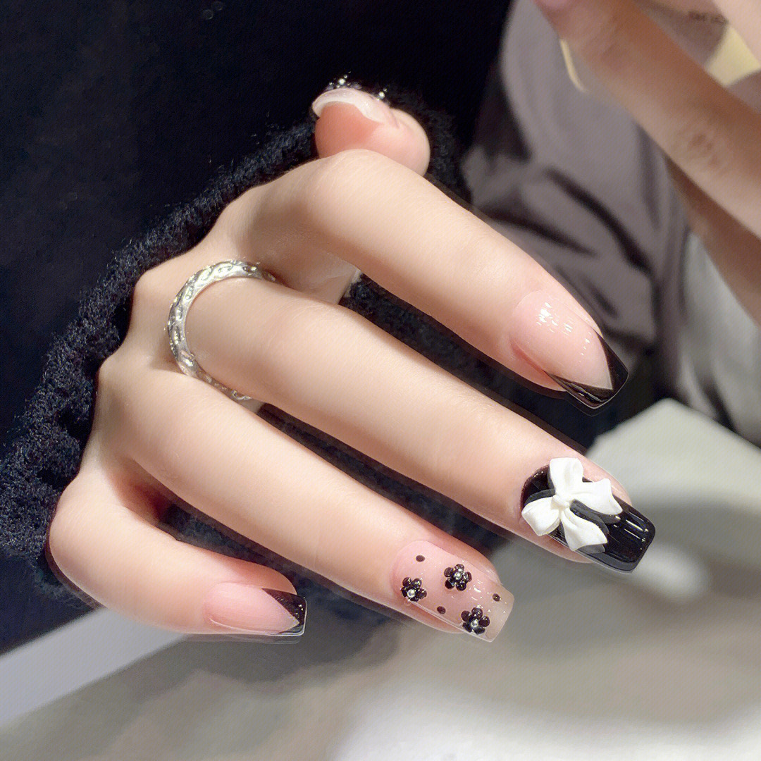 指尖惊喜悄然而至་་l̶o̶v̶e̶ — 配图1