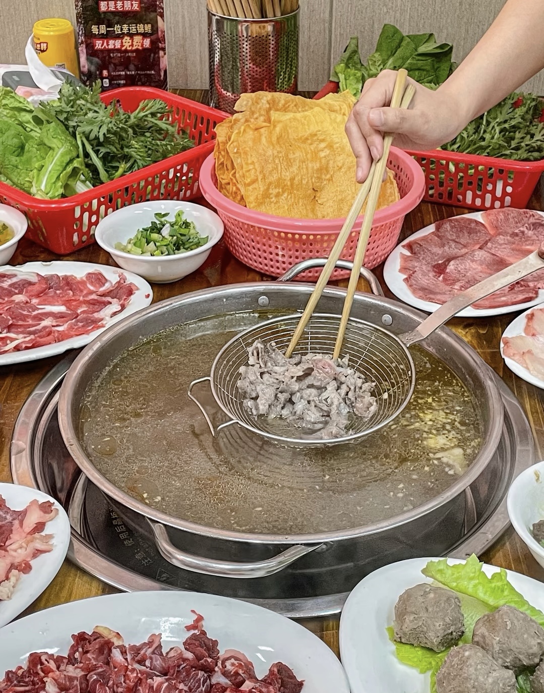朋友一生一起走，火锅一口接一口 希望这个 配图2