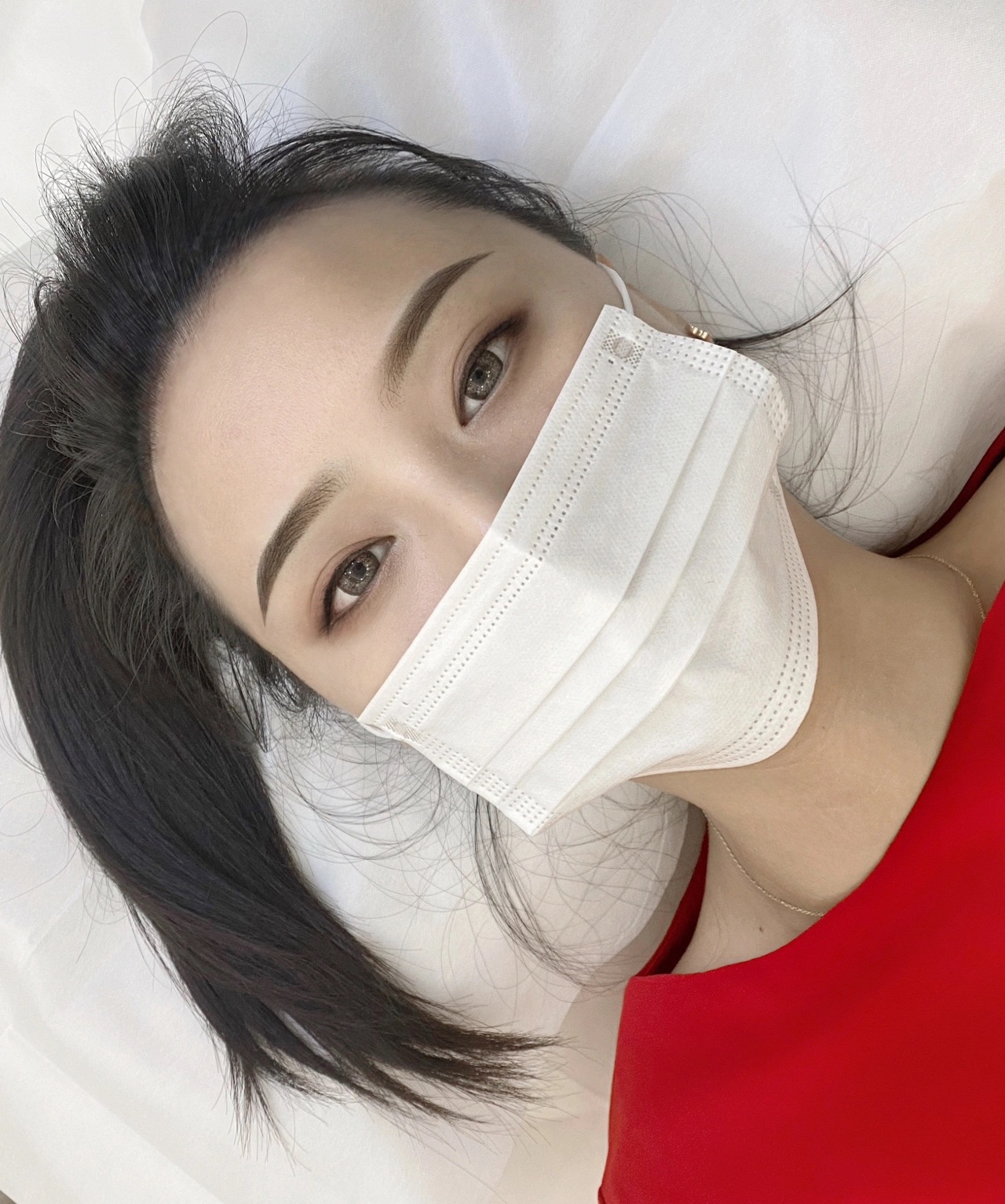 今日纹眉 眉毛是眼睛的衣裳， 是妆容里不