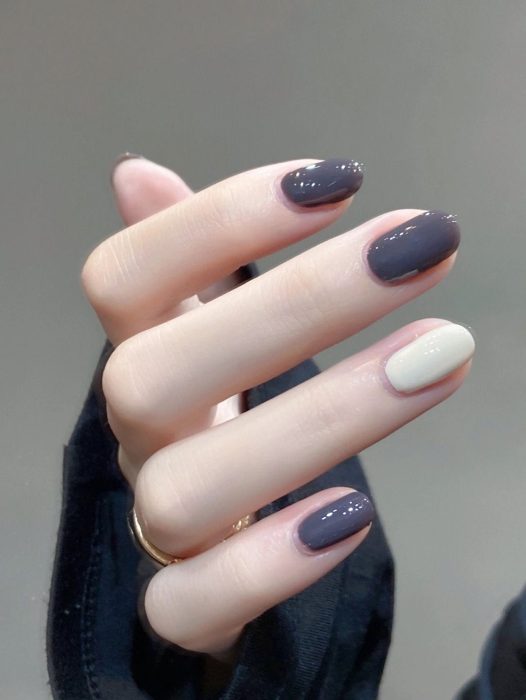 ins莫兰迪跳色美甲💅 这个雾灰绝绝子，