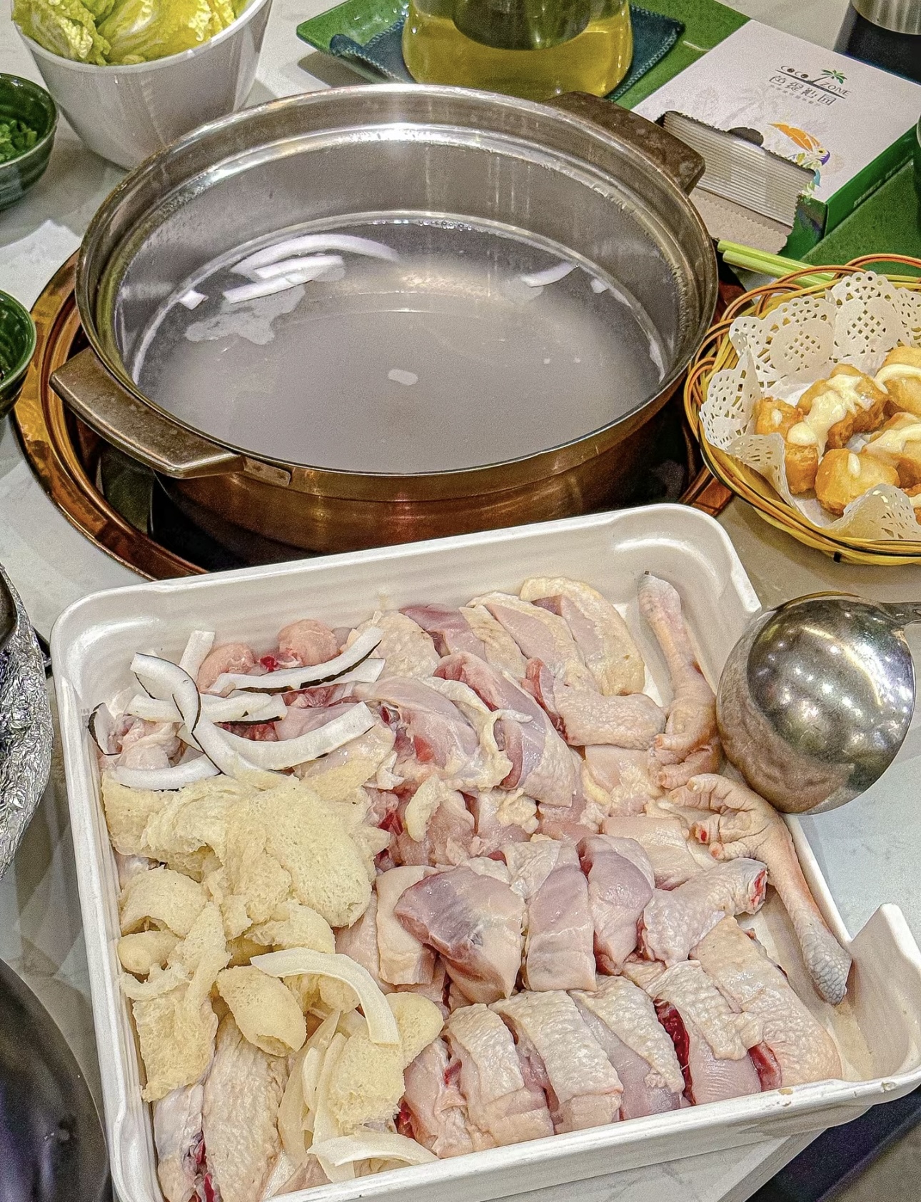美好从这锅清香四溢的椰子鸡火锅开始。清甜 配图2
