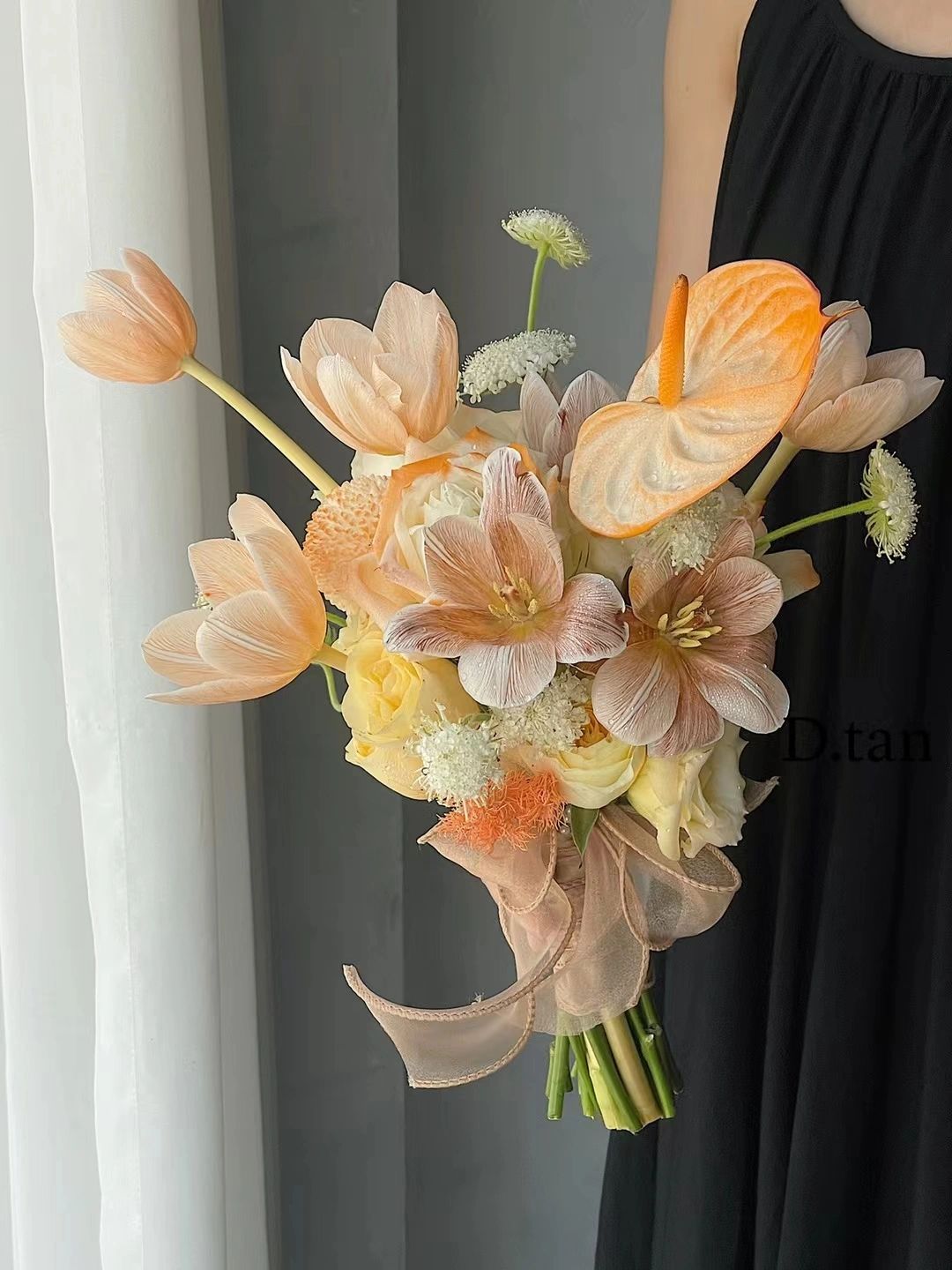 当我看到这一束梦幻手捧花时💐 我仿佛听到 配图1