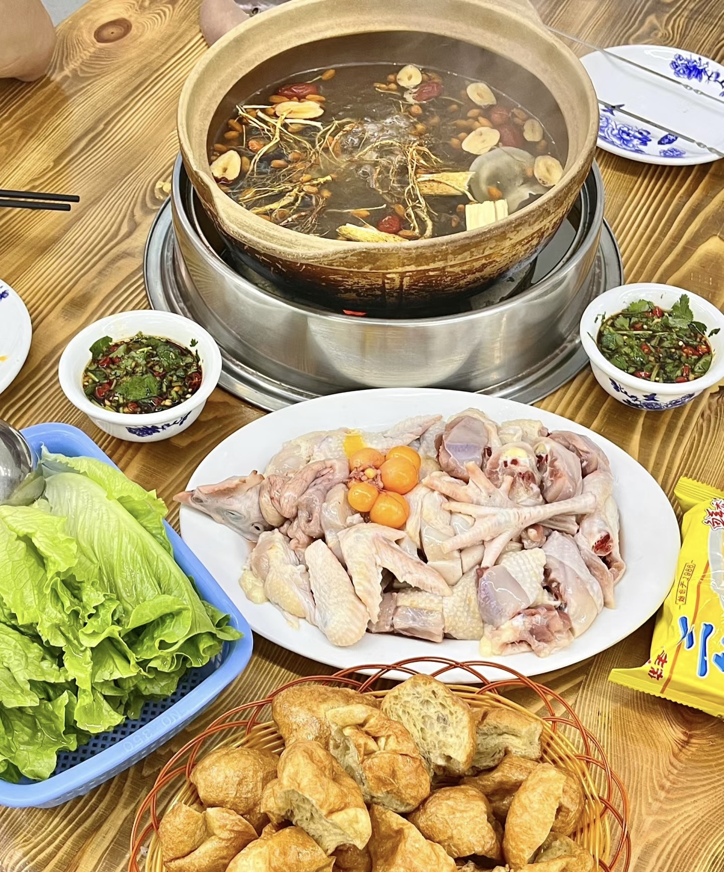 不得不说性价比真的很高，端上来的时候满满 配图3