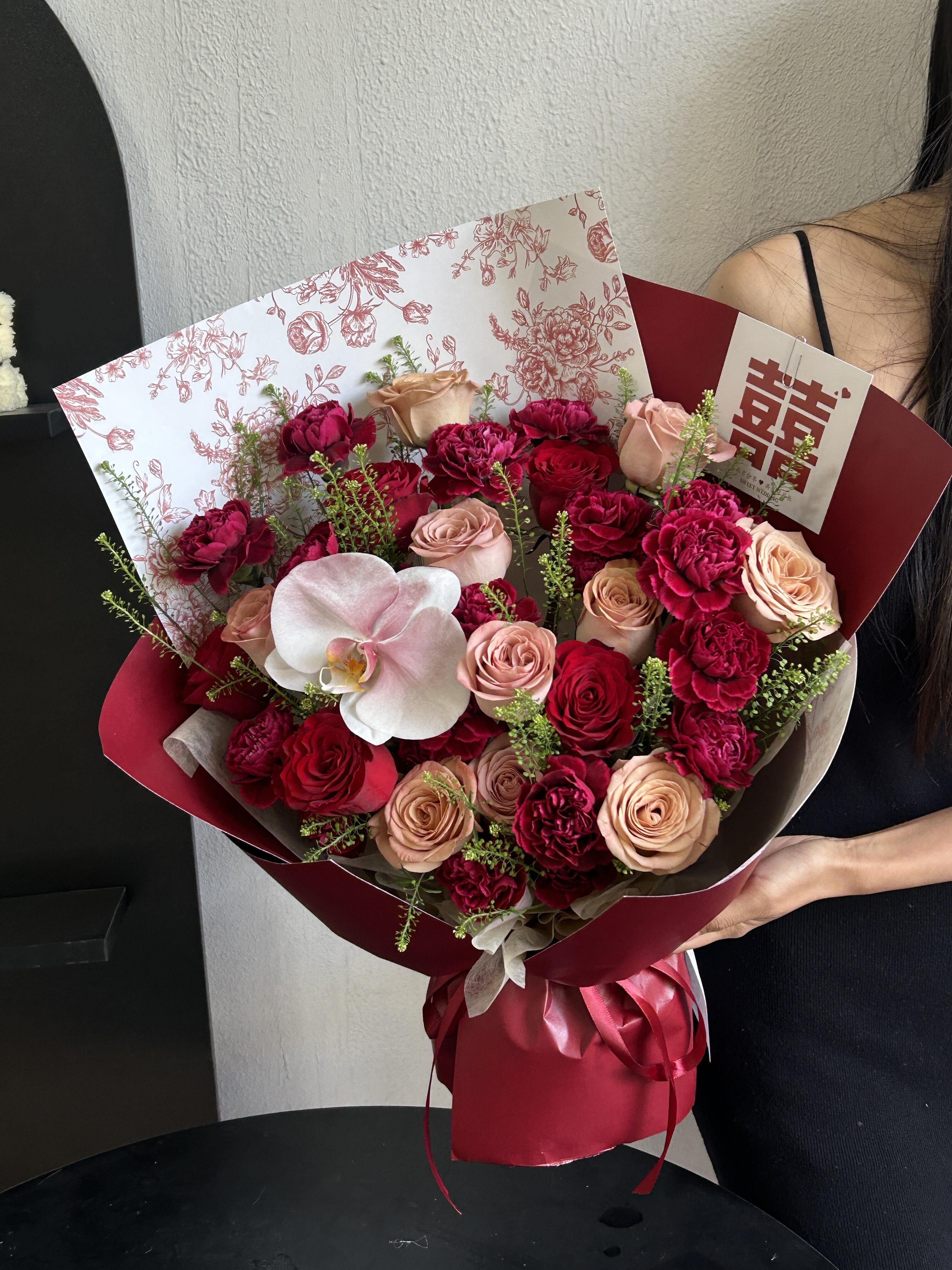 订婚花束💐💐 红玫瑰🌹的热烈只予一人 玫 配图3