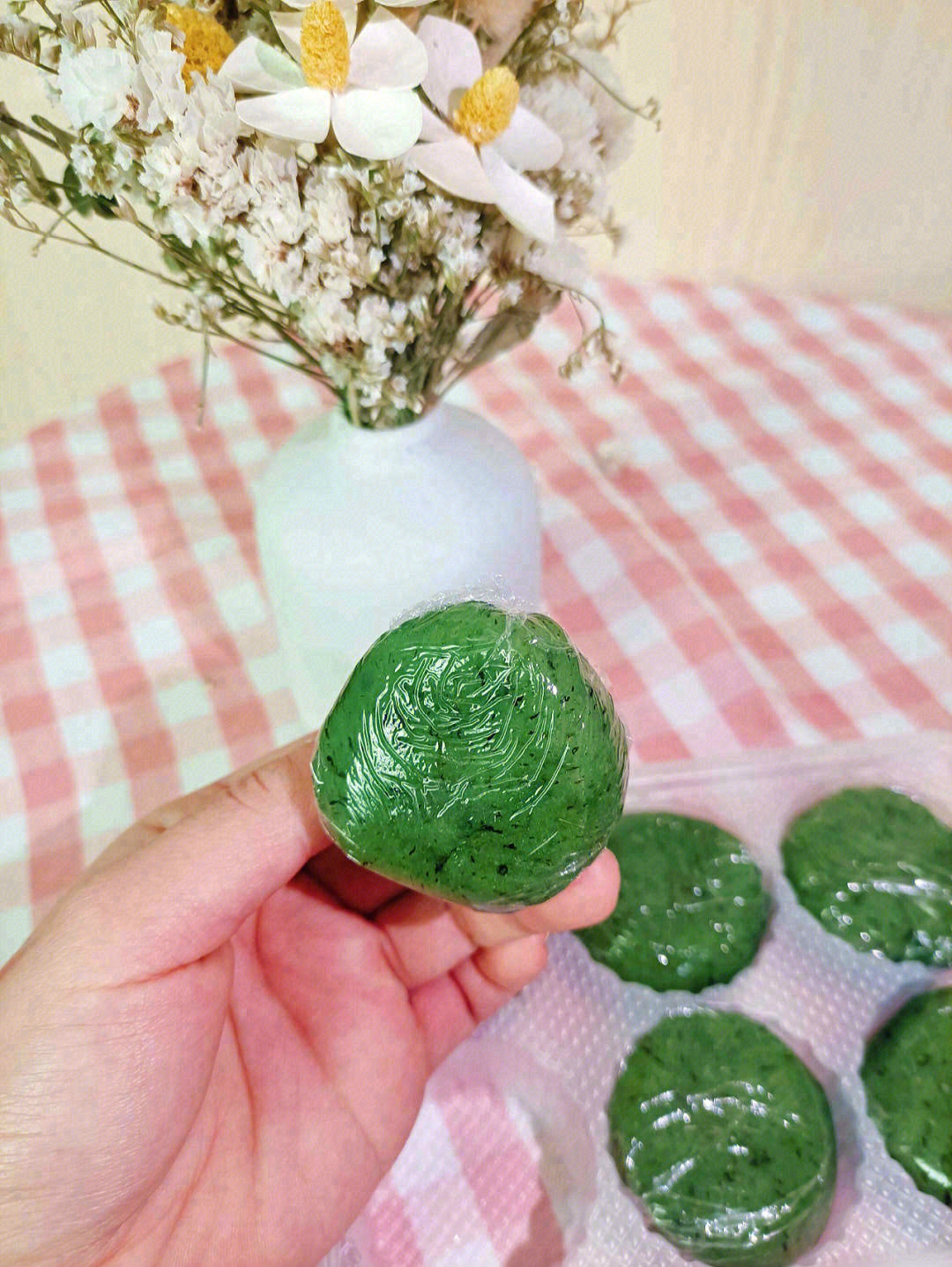 🌾黑芝麻是最新推出的口味👄 每一枚青团中 配图1