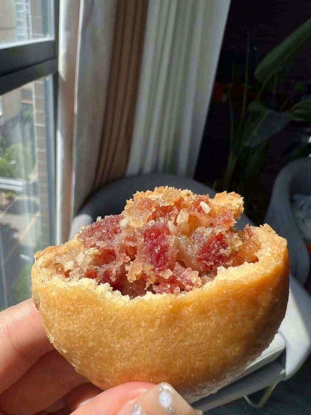 🥮云腿月饼小小一个，饼馅比例适中‼️ 很 配图1