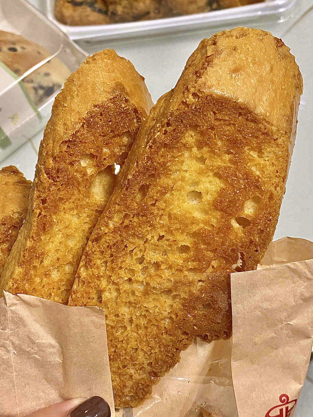 法式奶香片🥖，口感酥脆💥，一口下去，浓郁 配图2