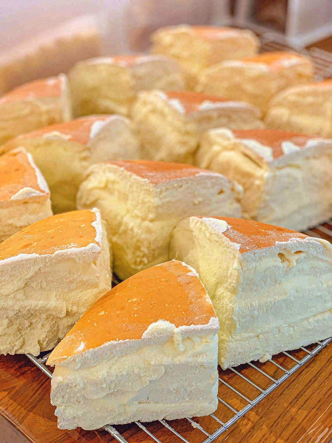 雪山乳酪面包🍞，真的太好吃了，面包松软， 配图2