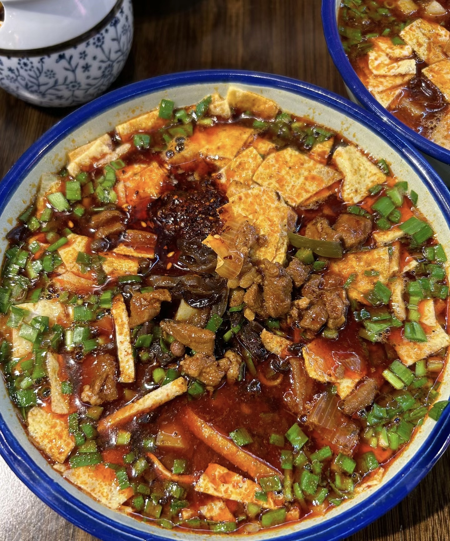 臊子面是当地人从小吃到大的家常美味。岐山 配图1