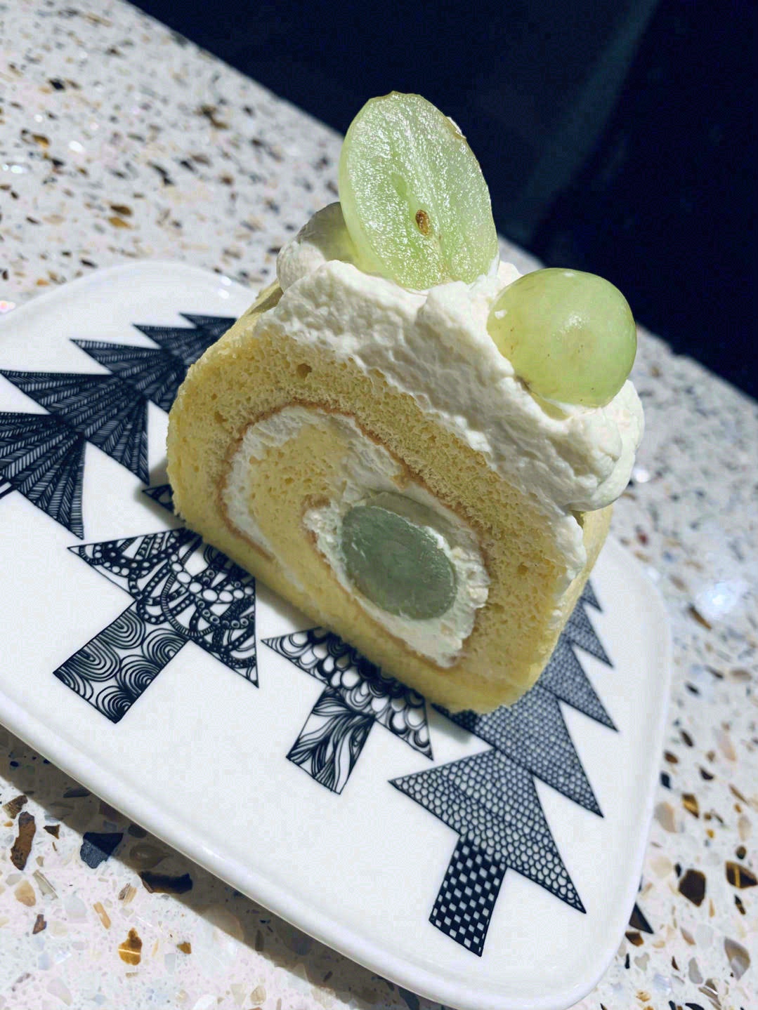 🍰瑞士卷浓郁的香味🥰 超级松软细腻的口感 配图3
