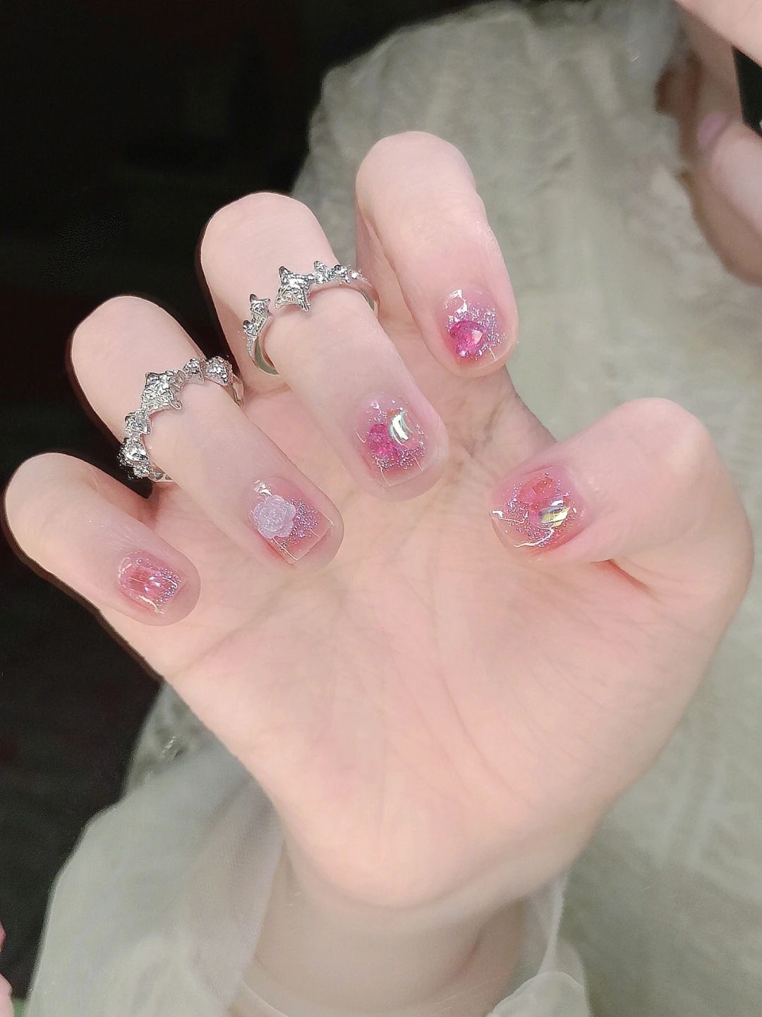 这款粉钻方糖美甲泰甜啦~温柔少女心 缤纷