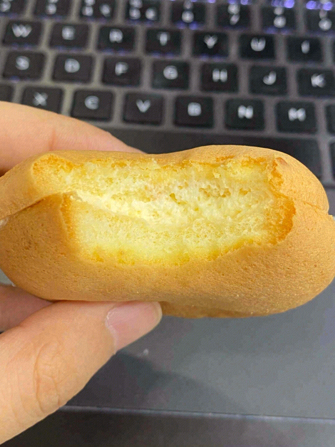 🎀迷你精致的一款蛋糕🧁可能上面一层白色糖 配图1