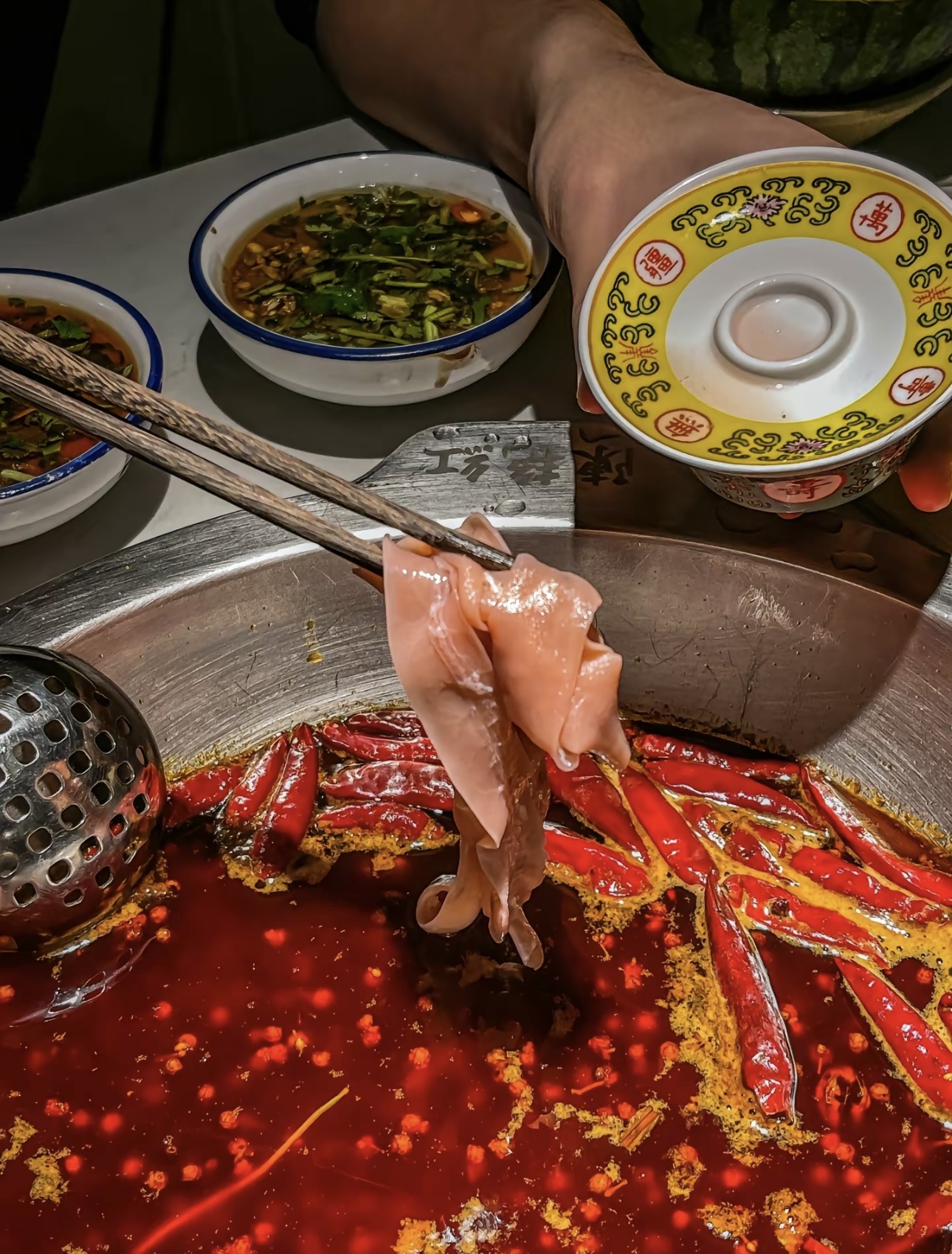 俗话说的好：锅底滚烫，你是心之所向；毛肚 配图3