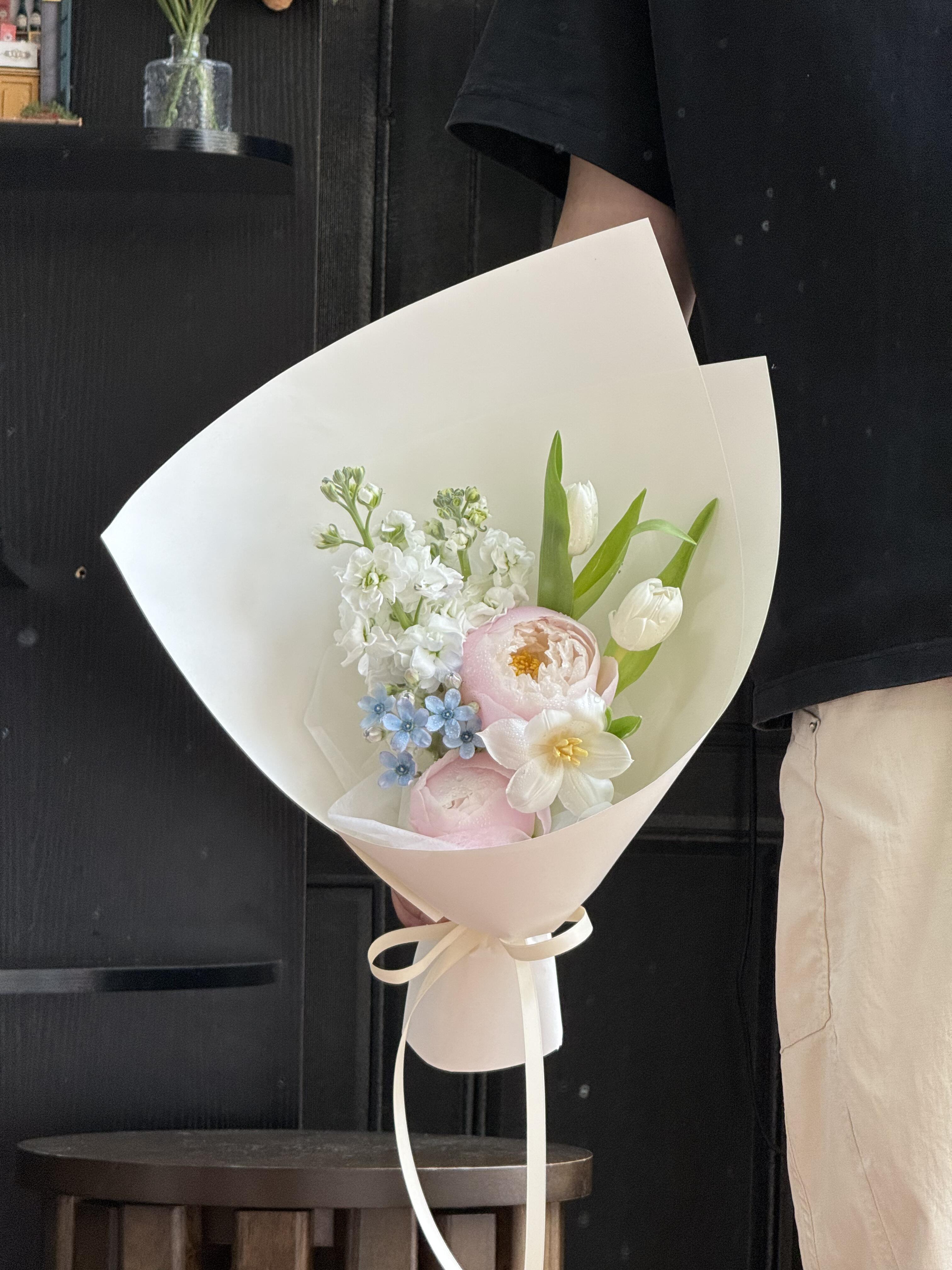 送甜妹看这里🌺 超温柔的芍药花束 浅粉芍 配图2