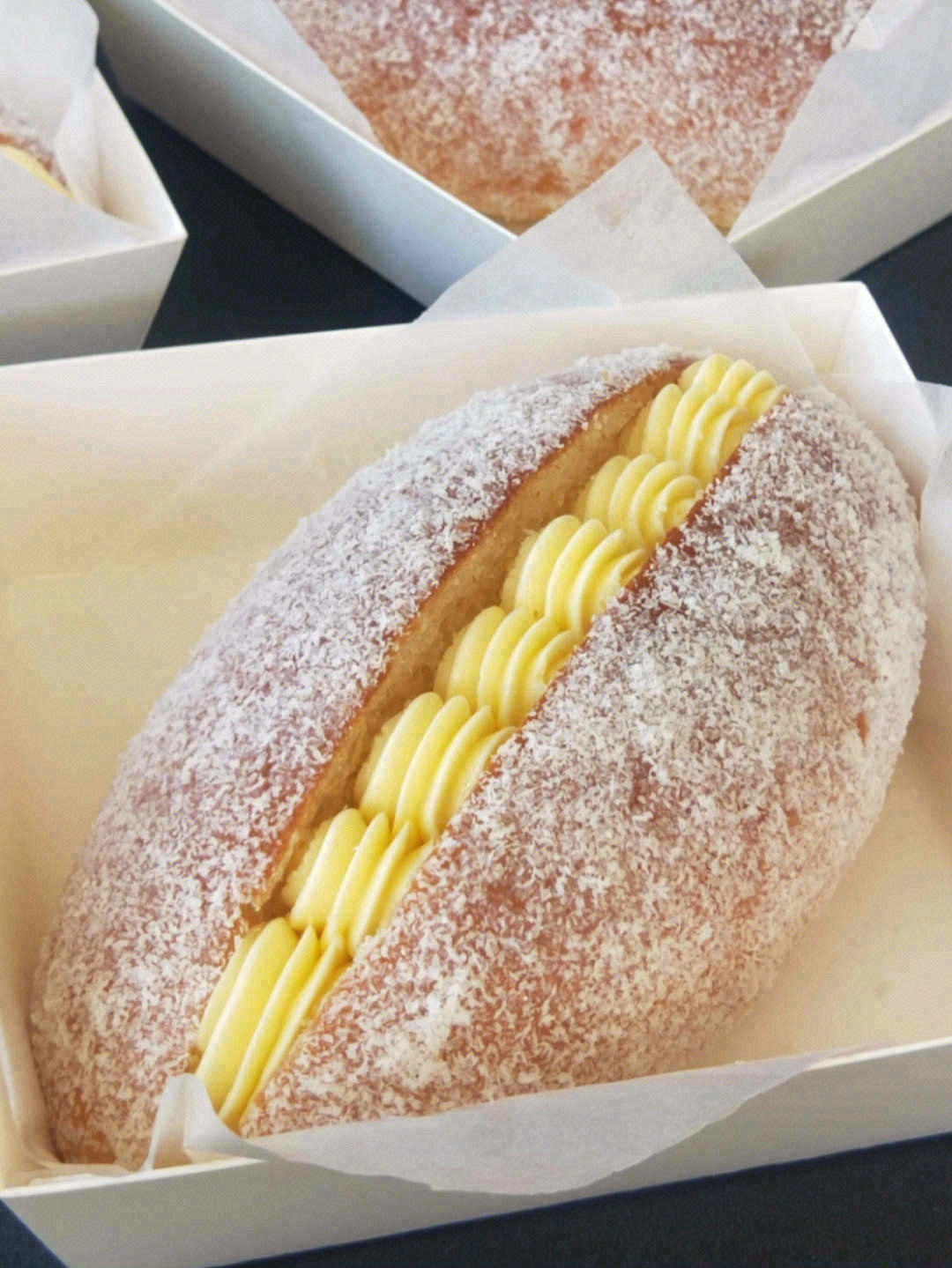 🍞柔软的椰蓉咸奶油面包🥛奶香浓郁入口绵软 配图2