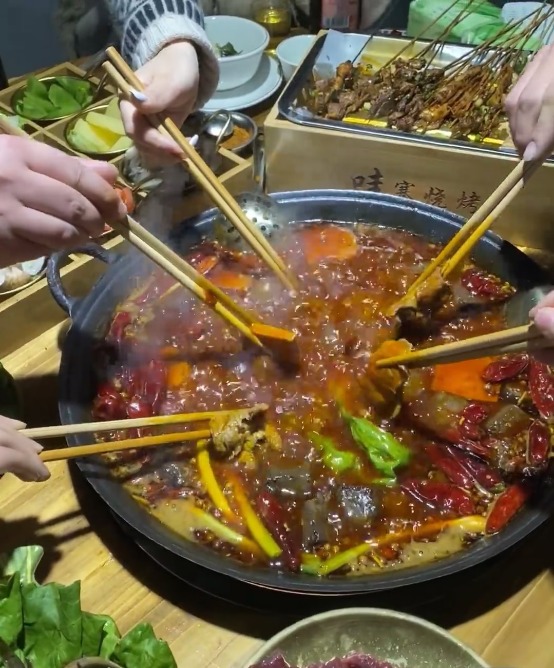 “每一道美食都是一次味觉的冒险，让生活更 配图3
