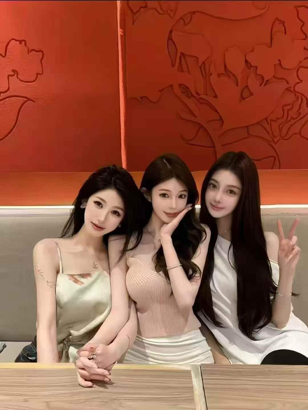 最好的氛围藏在🌟🌟KTV里 是快乐 是微