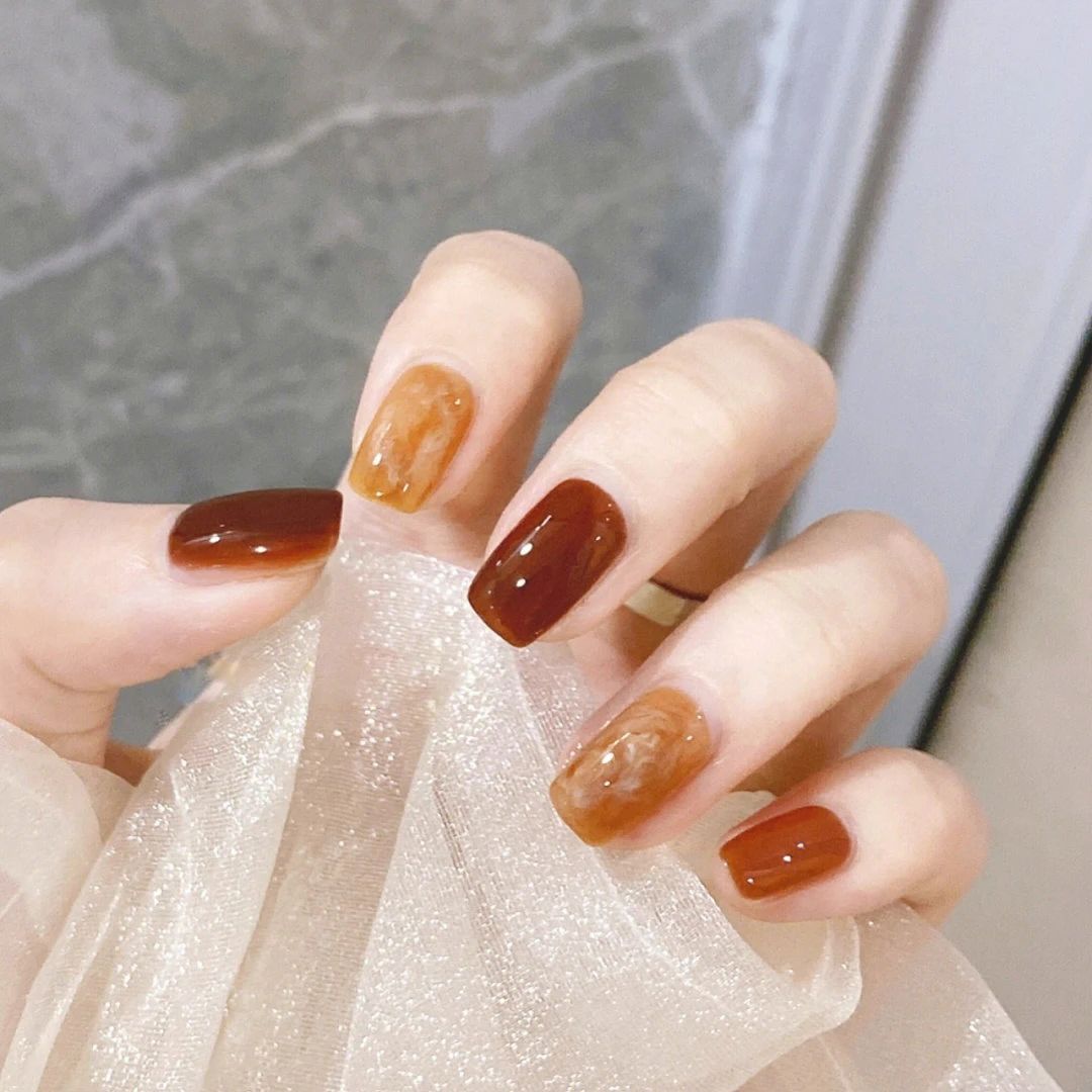 冰透红茶高级晕染显白美甲💅 各种皮都可以
