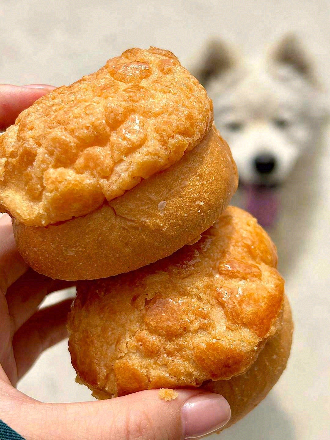 🥯菠萝包散发着浓浓的奶香 趁热拿起🔥，小 配图1