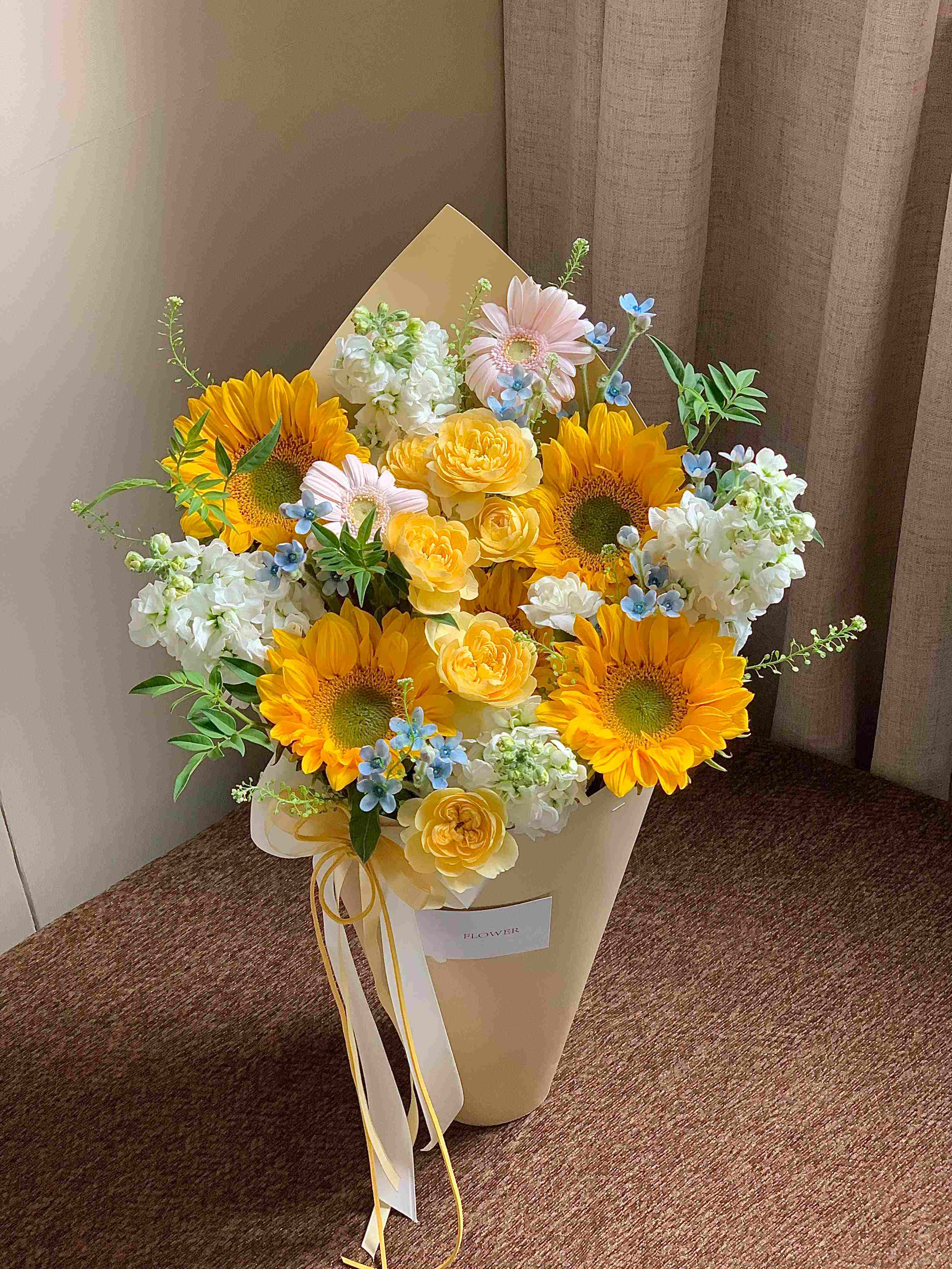 🌻向日葵的花语是 “入目无他人，四下皆是 配图2