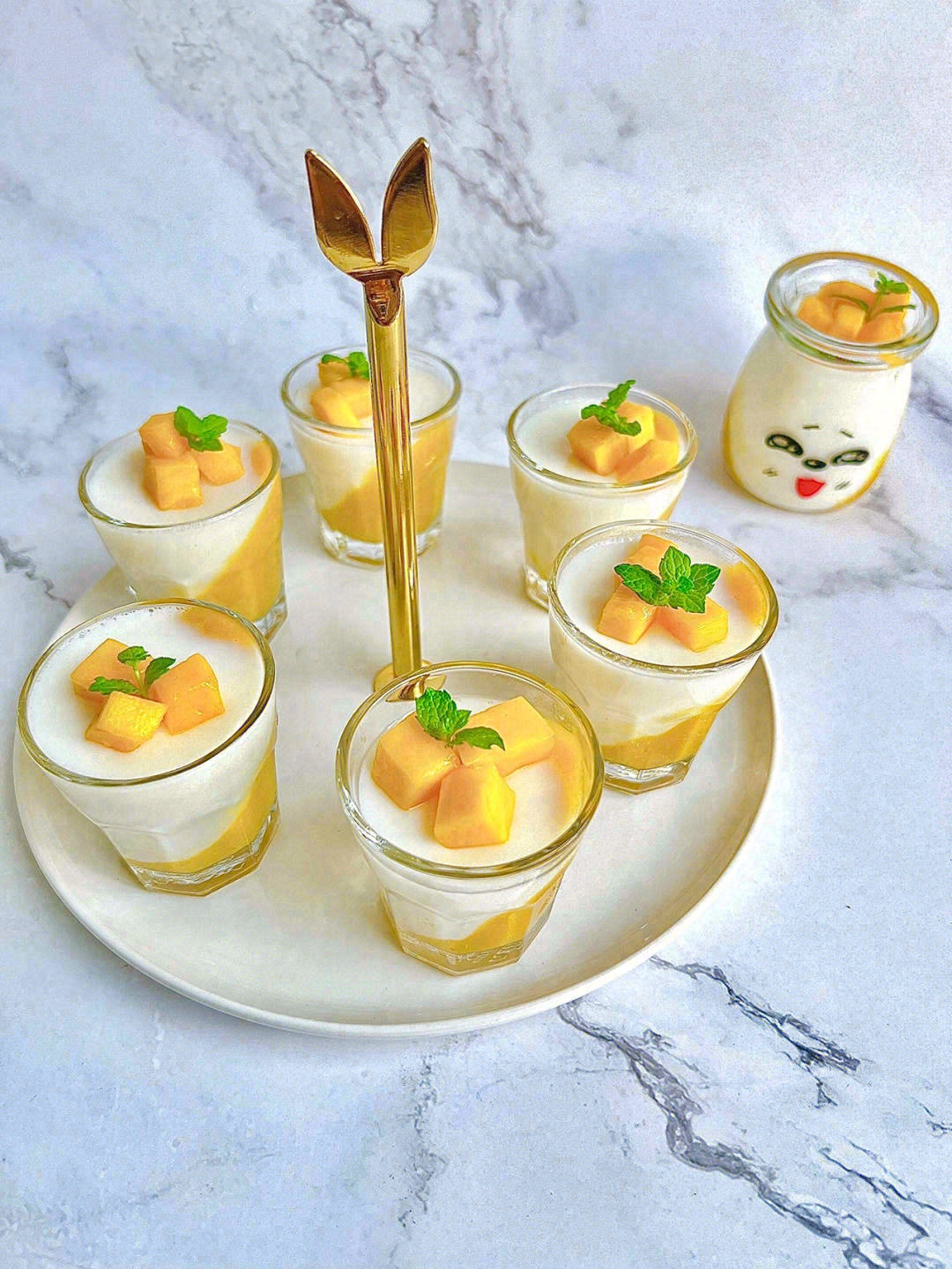 🥭芒果和牛奶的结合，是爱吗❓是责任吗❓不 配图2