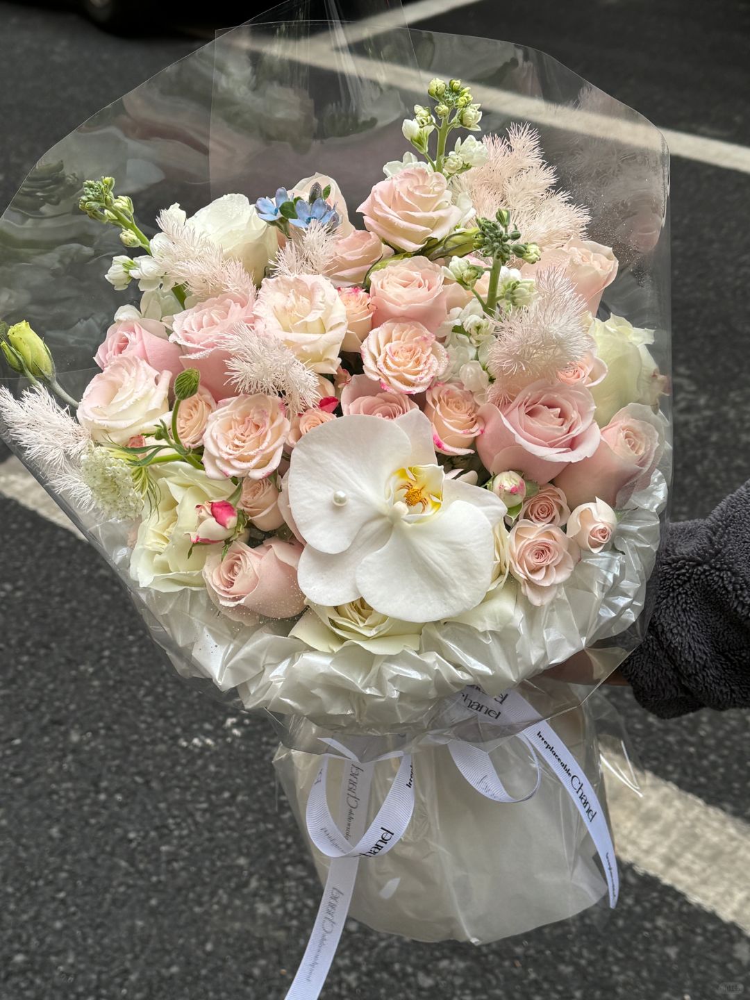 温柔粉奶油风花束💛 没有任何滤镜🎞依然阻 配图3