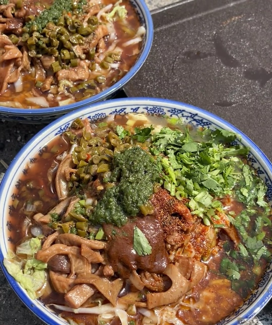 牛杂面 葱花、酱料、酸豆角、麻椒辣椒粉、 配图1