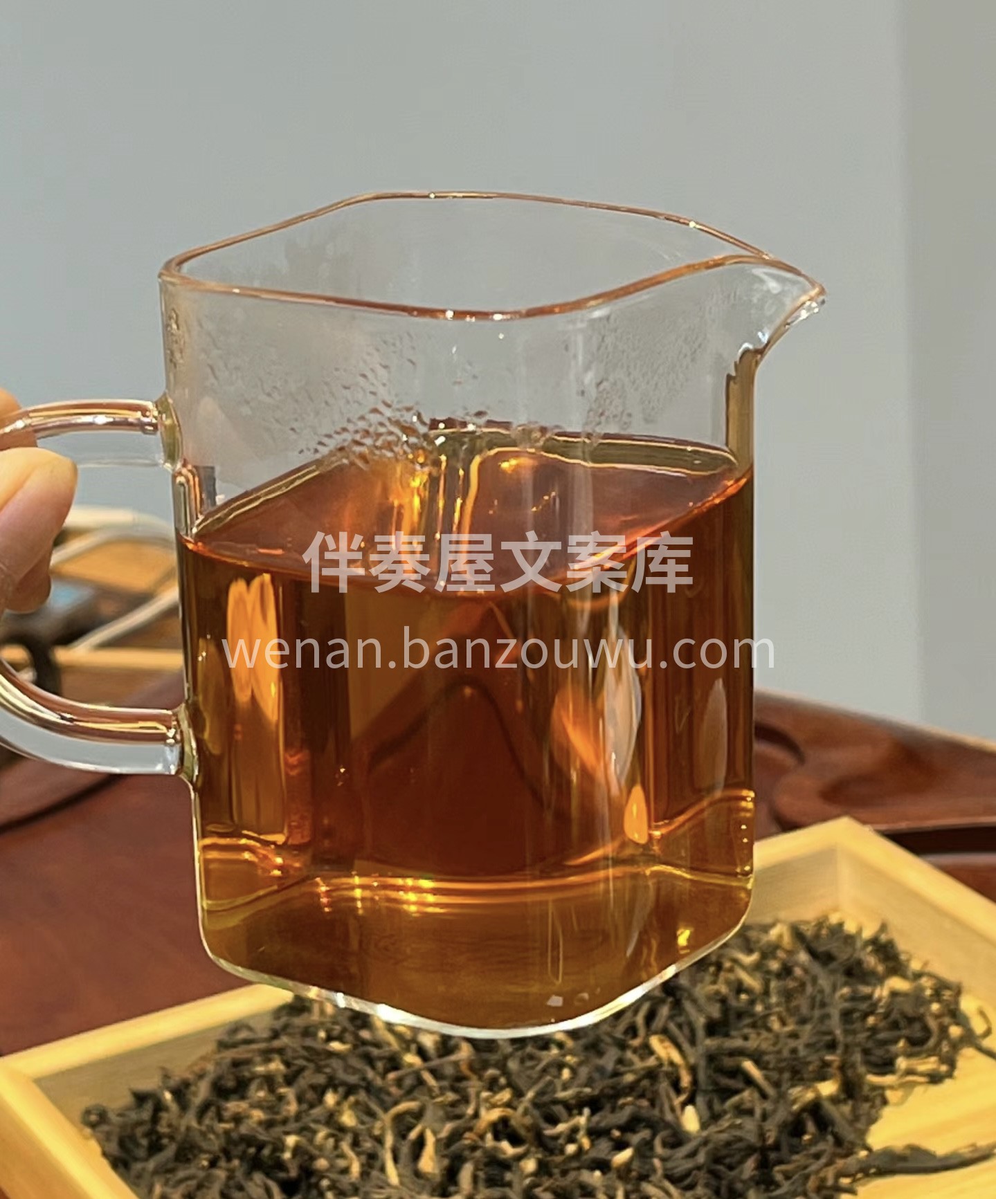 一杯好茶，一段时光。我们的茶叶精心挑选， 配图2