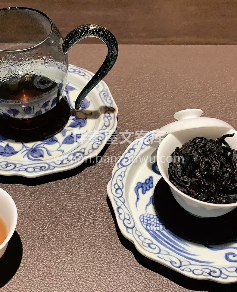 茶的清淡与浓郁，如同生活的张弛。 慢享每 配图1