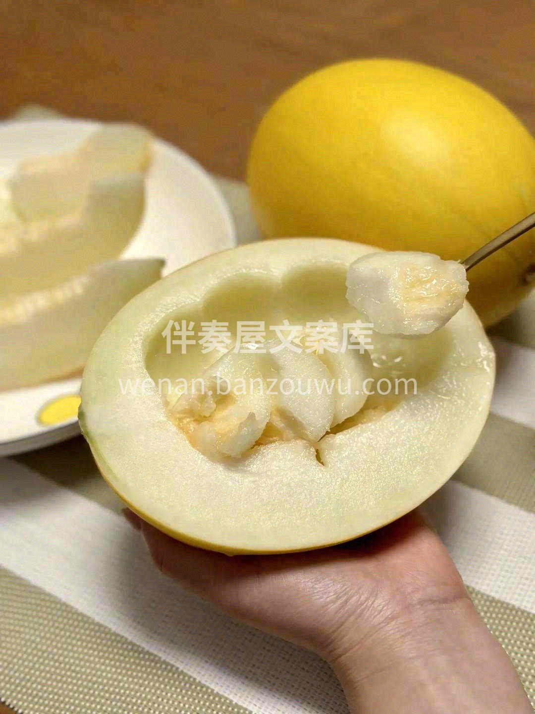 🍈瓜皮只有薄薄的一层，整个都是甜甜的果肉 配图1