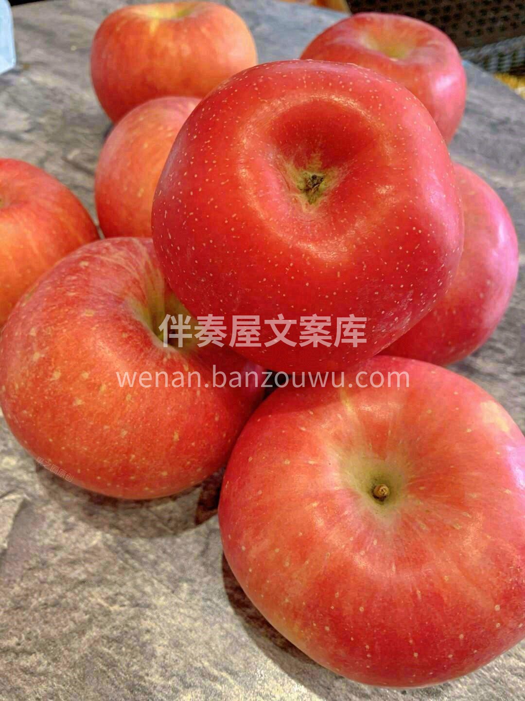 🍎红富士苹果！🍎 红艳饱满看着就想咬一口 配图3