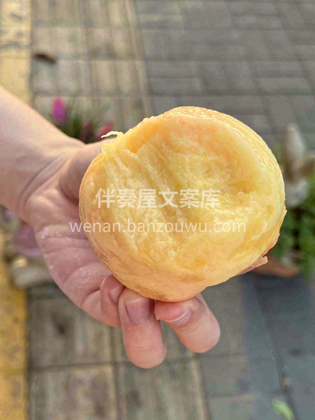 一款可以吸着吃的桃子🍑，撕开粉嫩的外衣👚 配图1