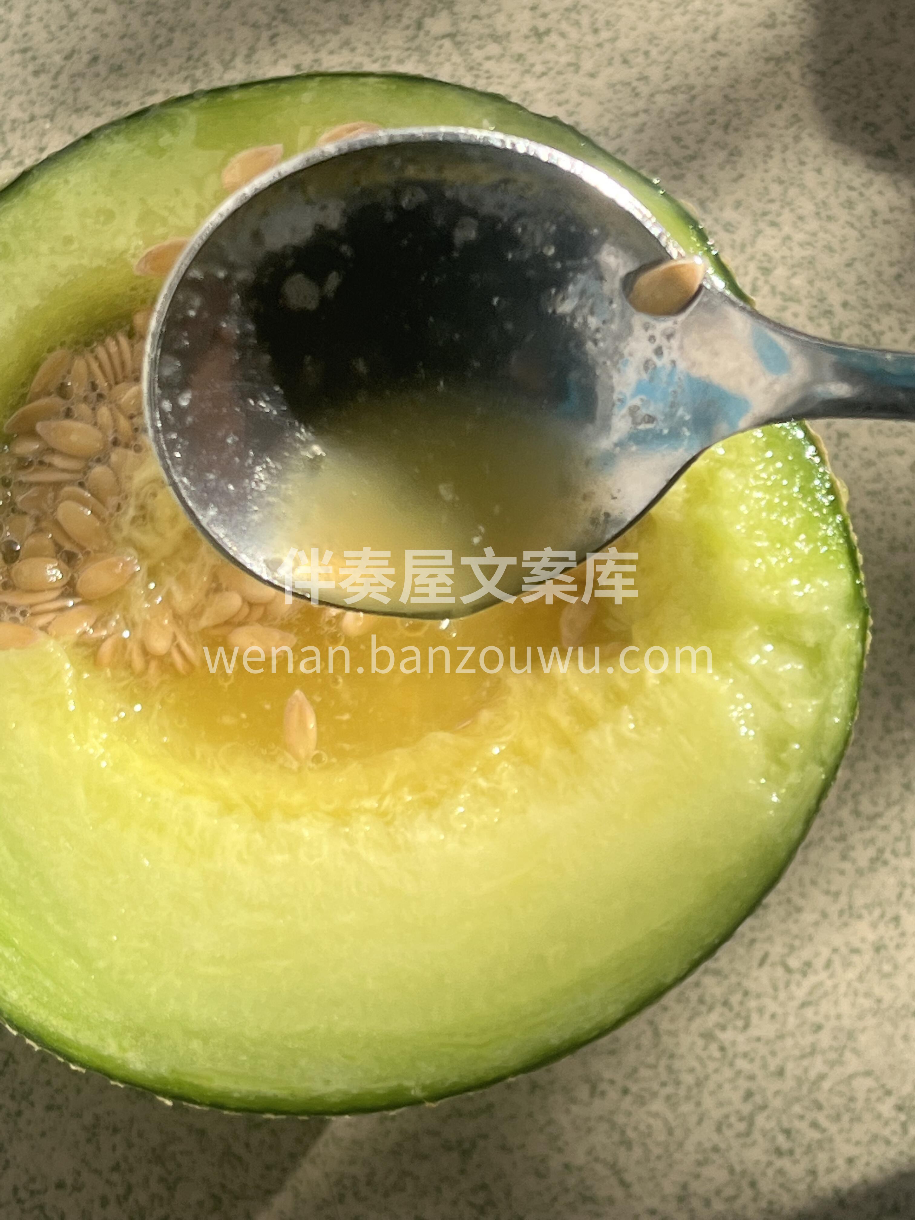 🍈 网纹瓜上市啦！切开瞬间香气扑鼻～🌸  配图2