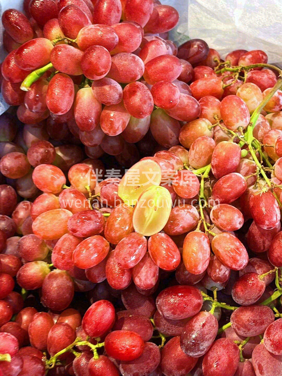 你的每日维C充电站已上线🈺 早晨来份鲜切🍓下午啃片甜瓜🍈 水 配图5