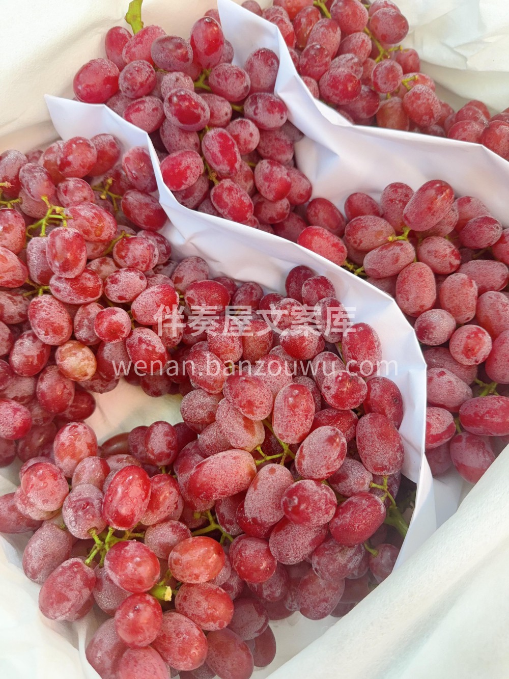 🍇无籽红提突出无籽红提无需吐籽的便捷性， 配图2