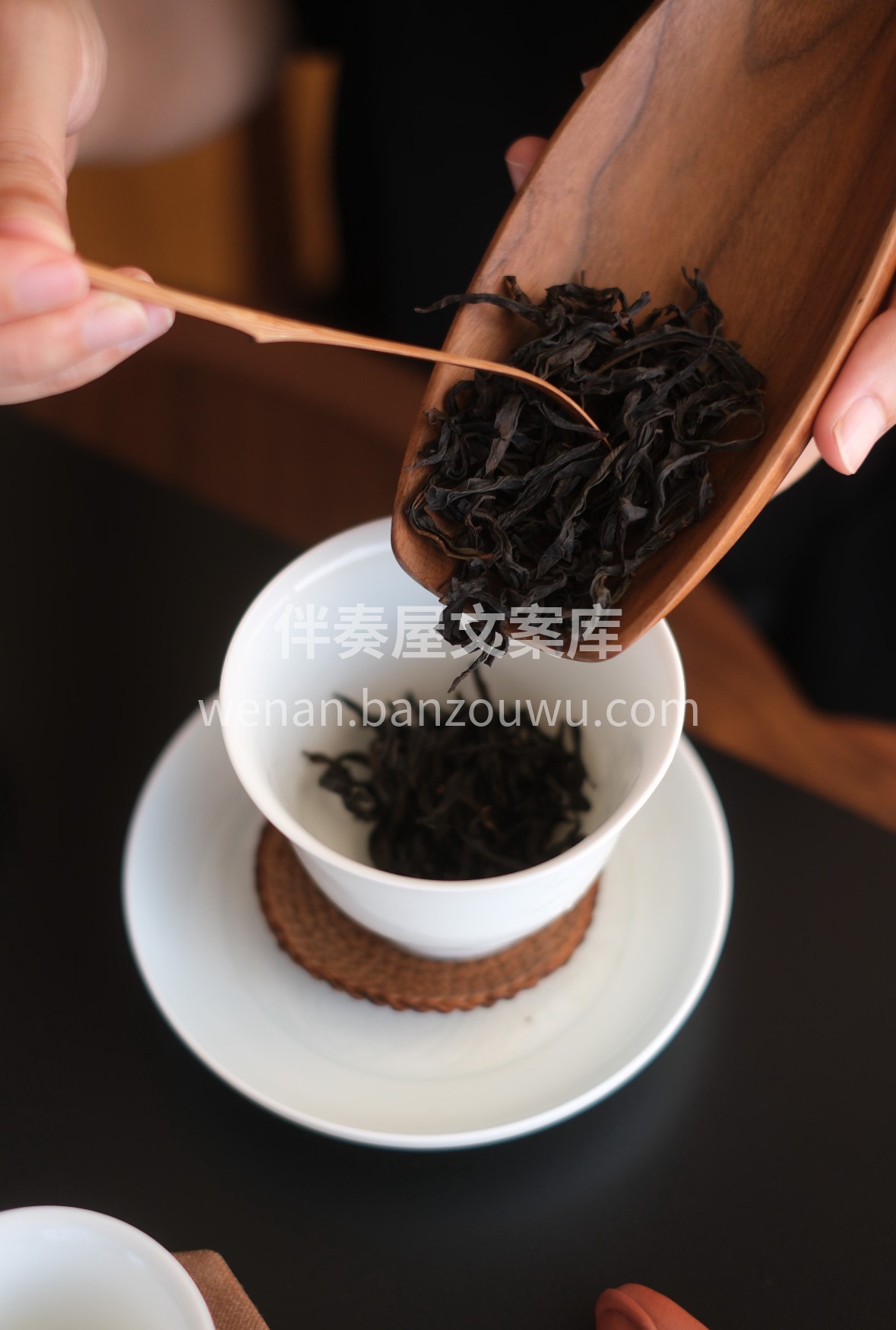 凤凰单丛·丛韵天成 源自凤凰山核心产区， 配图1