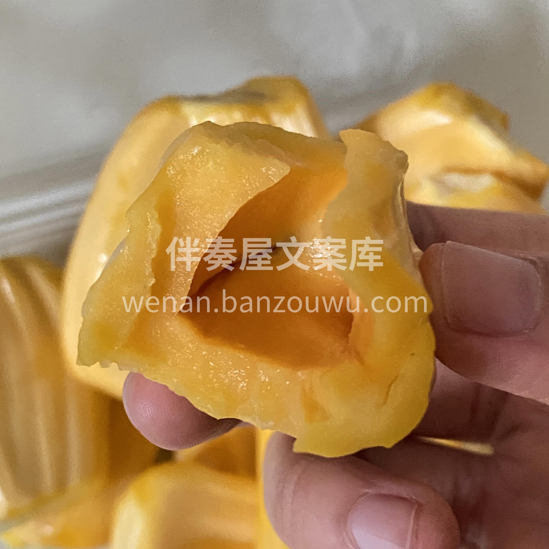 菠萝蜜再开一个，超级赞💌 黄灿灿滴果肉， 配图1
