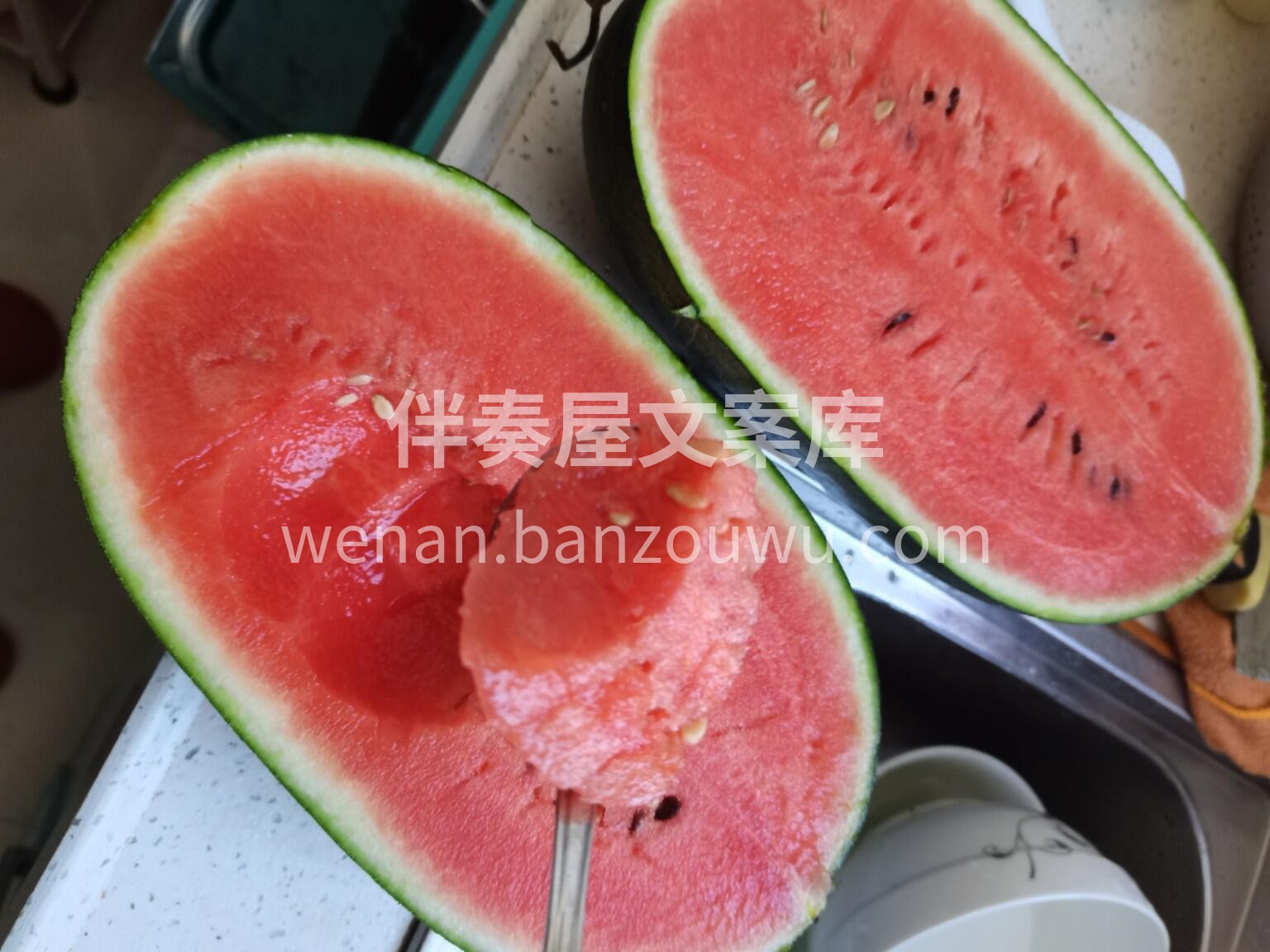 🍉 黑美人西瓜清凉解渴！ 果肉红润多汁， 配图1