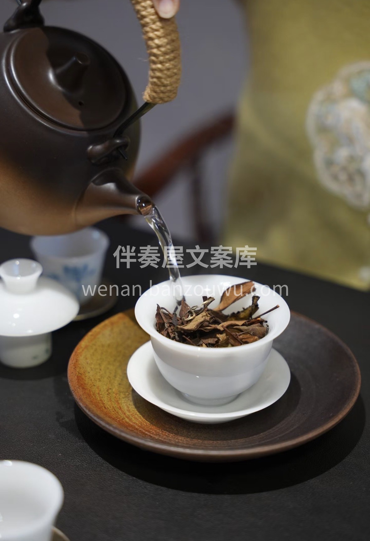 流感季节多喝老白茶 老白茶茶性温和，富含 配图2